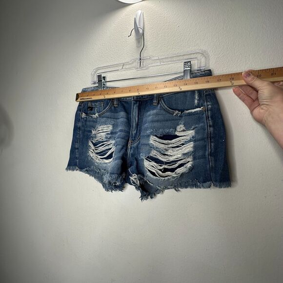 Kancan Medium Blue Wash Mid-Rise Distressed Raw Hem Denim Jean Shorts 28 - Picture 12 of 15